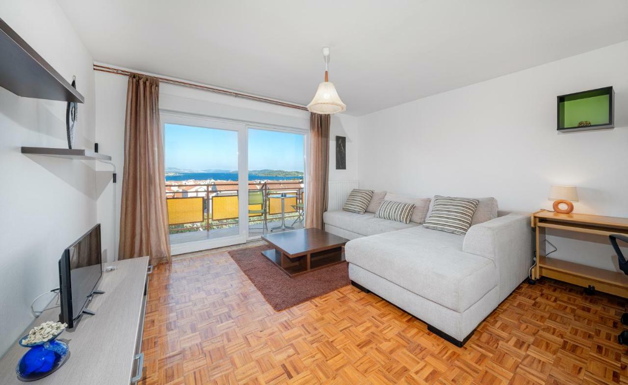 Apartmani Pataca 沃迪切 外观 照片