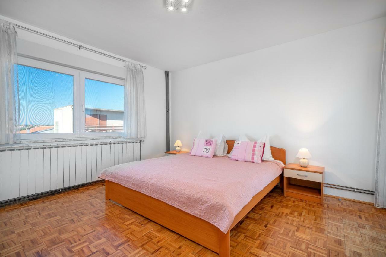Apartmani Pataca 沃迪切 外观 照片