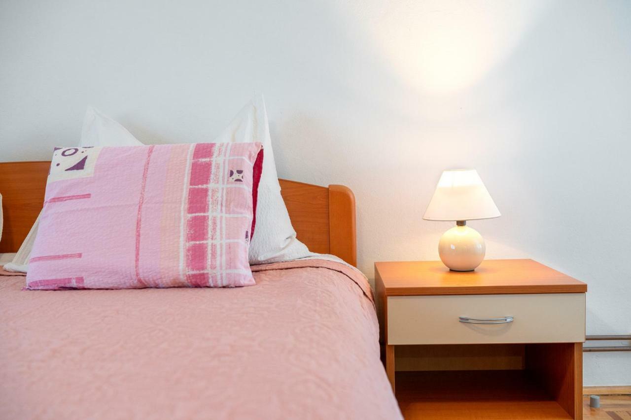 Apartmani Pataca 沃迪切 外观 照片